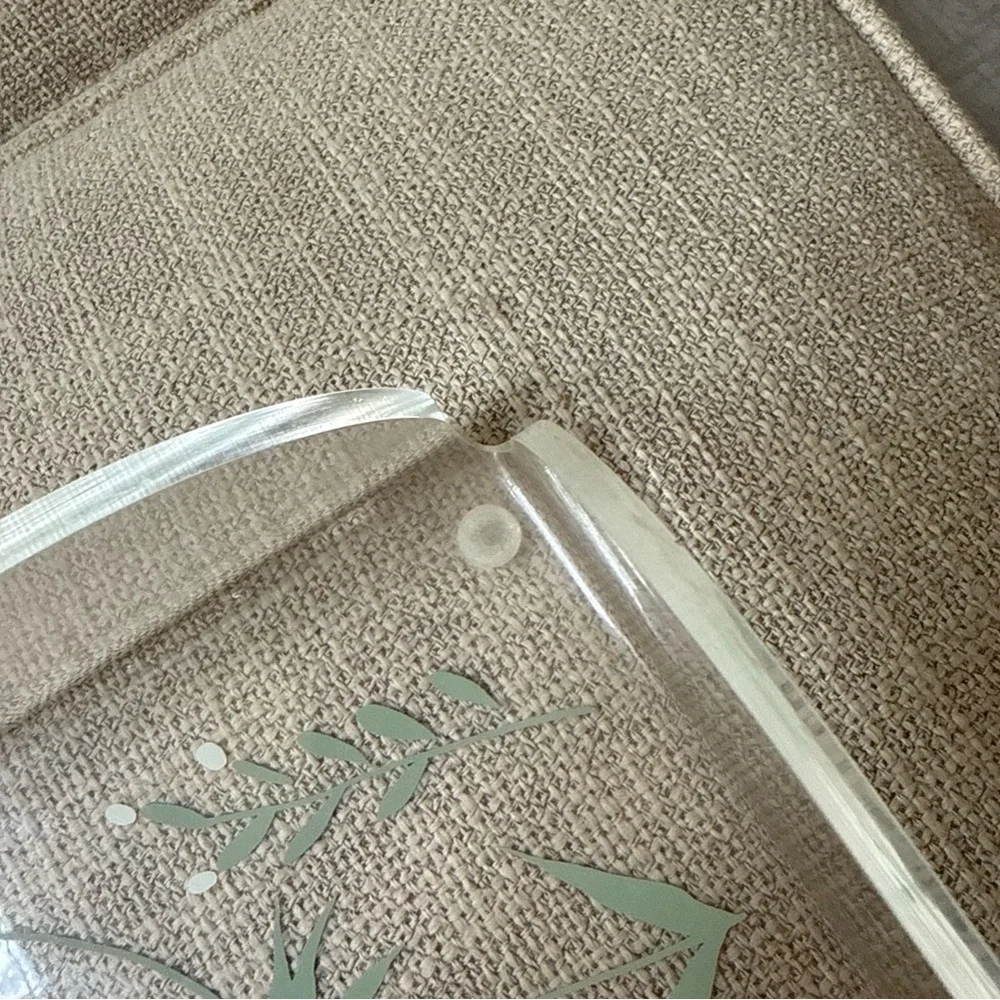 Heavy Lucite Type Tray 11-1/2x14” White Flowers Gorgeous!